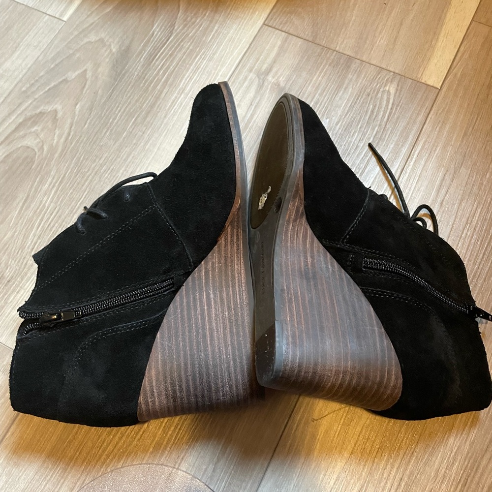 Shoes - Picture 8 of 8